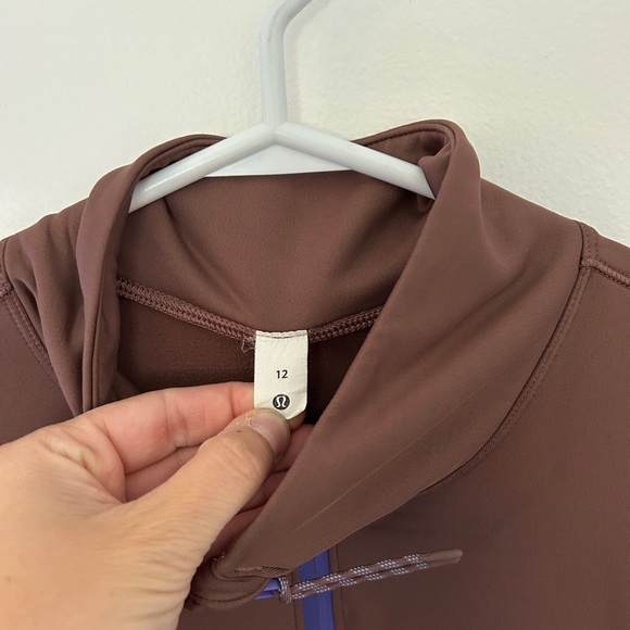 LULULEMON Tech Fleece Hiking 1/4 Zip Pullover Sz 12 Dark Oxide Fall Winter Cozy - Picture 3 of 8